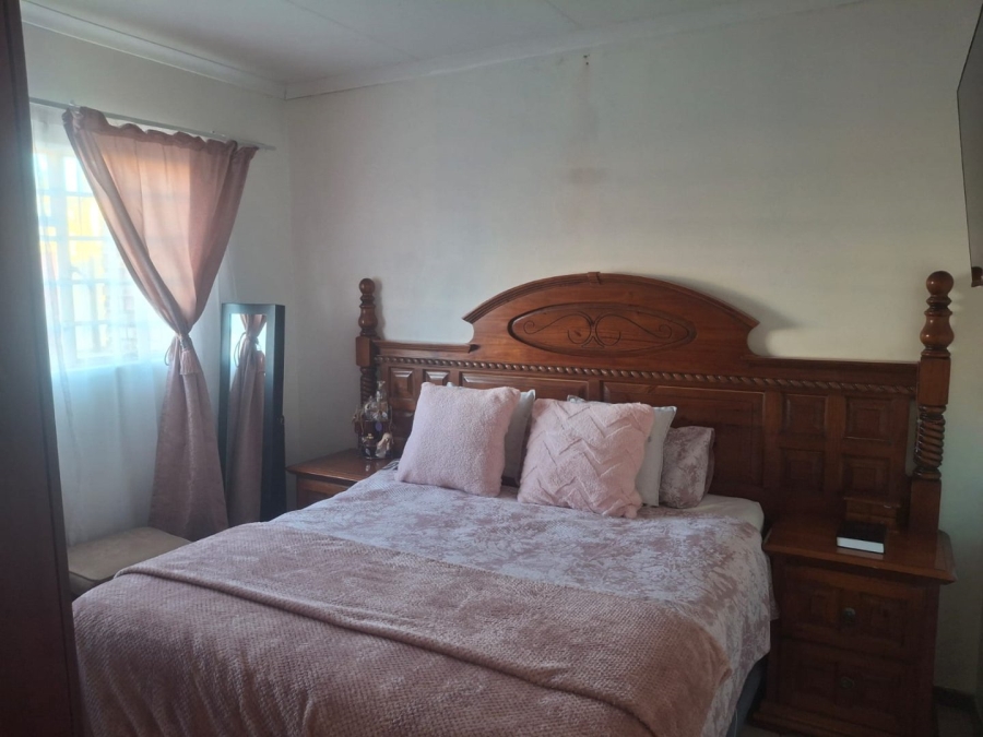 2 Bedroom Property for Sale in Diamant Park Northern Cape